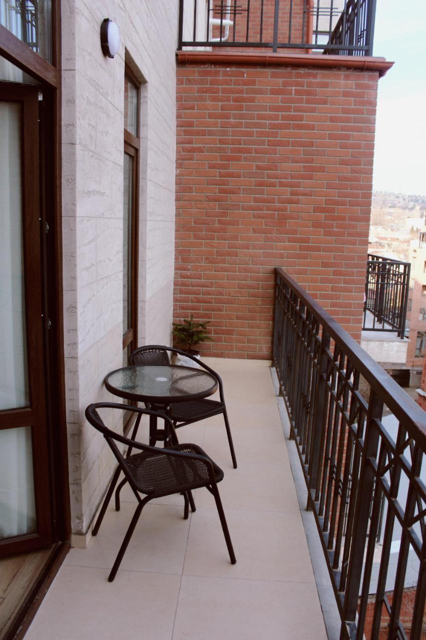 Like Apartment Tbiliszi Kültér fotó